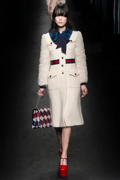 Look 59